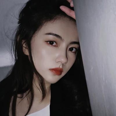 好看又丧女生头像图片48张，丧又不失温柔