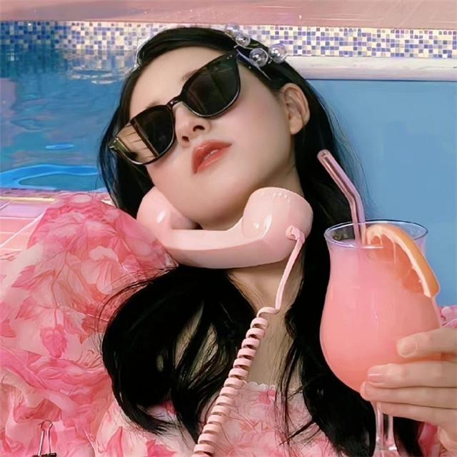 高级独一无二的搞笑沙雕头像女，一秒笑翻全场