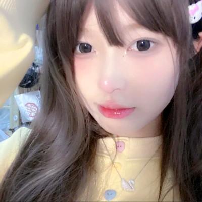 养眼真人女生头像专题，美丽与智慧并存