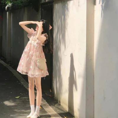 最新不露脸背影女生头像图片32张