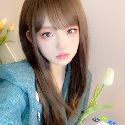 养眼真人女生头像专题，美丽与智慧并存