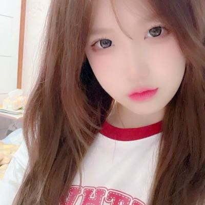 养眼真人女生头像专题，美丽与智慧并存
