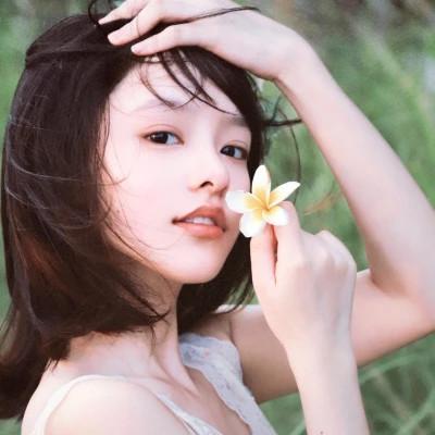 女生头像图片最新下载32张，超多风格