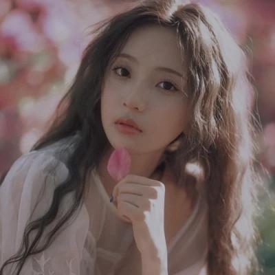 女生头像图片最新下载32张，超多风格