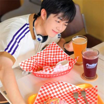 2023年最新男生头像，让你成为社交达人！