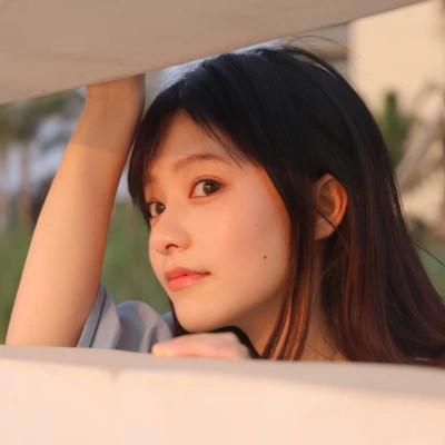 女生头像图片最新下载32张，超多风格