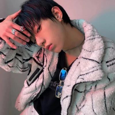 微信头像2023最新款男生，看看有没有你喜欢的