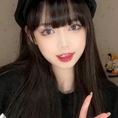 养眼真人女生头像专题，美丽与智慧并存