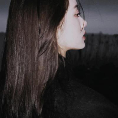 好看又丧女生头像图片48张，丧又不失温柔
