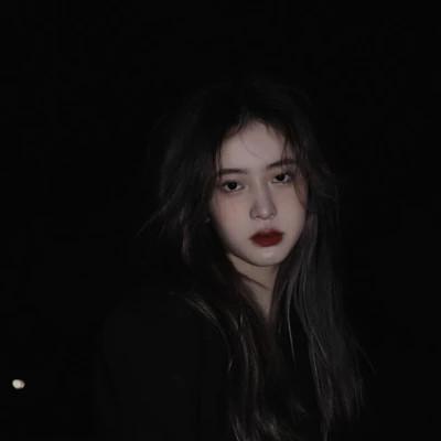 好看又丧女生头像图片48张，丧又不失温柔