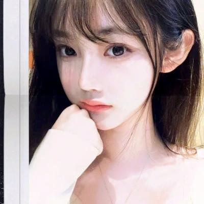 养眼真人女生头像专题，美丽与智慧并存