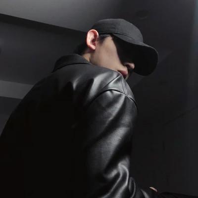 2023年最火的微信头像男生图片