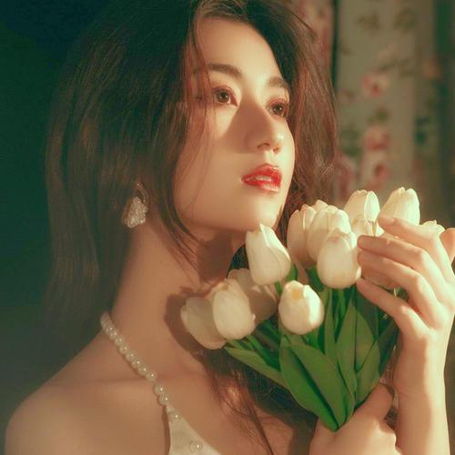 一眼就心动惊艳的女生头像图片40张