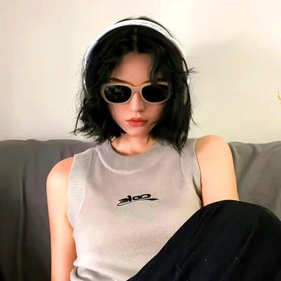 2023潮流女生头像最新版