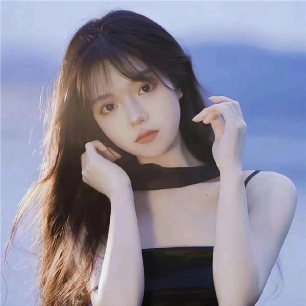 氛围感美女微信头像图片（精选13张），不一样的女神