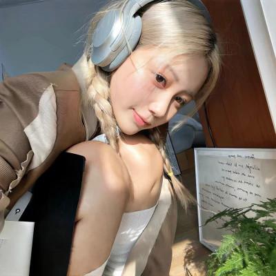 真人宝藏女生头像图片合集60张
