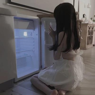不露脸女生头像超好看高清照片66张