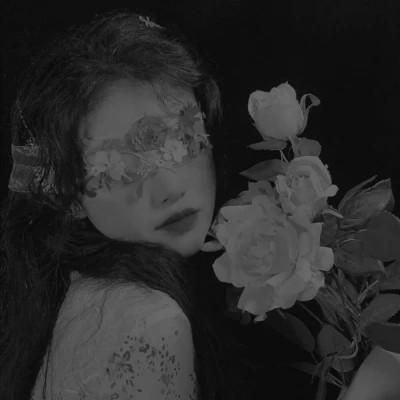 2023独特漂亮图片黑白头像女，让你与众不同！