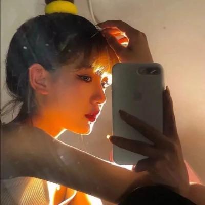 唯美温柔干净高级氛围感女头图片32张
