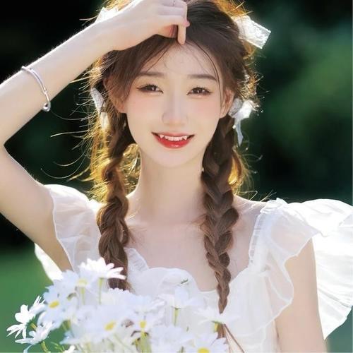 一眼就心动惊艳的女生头像图片40张