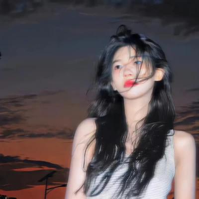 唯美温柔干净高级氛围感女头图片32张