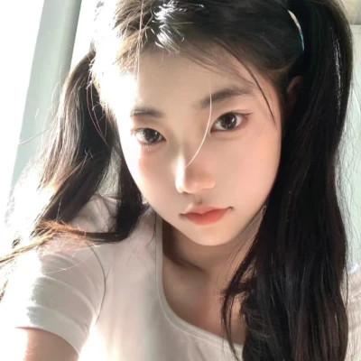 微信宝藏神仙女头图片32张