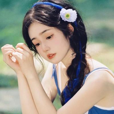 唯美温柔干净高级氛围感女头图片32张