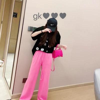 全身照头像女高清图片32张