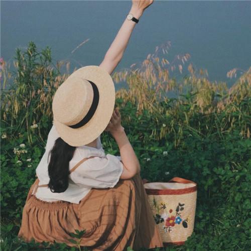 最新绝美氛围感女生头像图片一览
