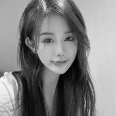 2023独特漂亮图片黑白头像女，让你与众不同！