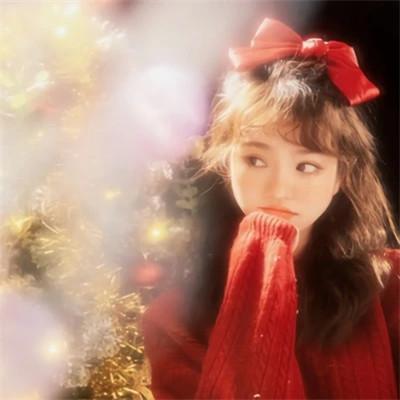 漂亮的美女穿红衣服的头像