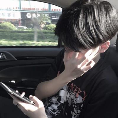 2023年最火的微信头像男生图片