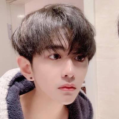 2023年最火的微信头像男生图片
