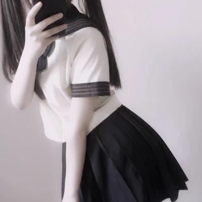 很好看不露脸的女生头像图片合集35张