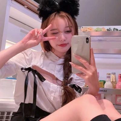 潇洒自信的高清少女头像，自信的力量