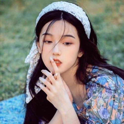 一眼就心动惊艳的女生头像图片40张