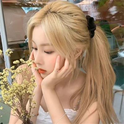 微信宝藏神仙女头图片32张