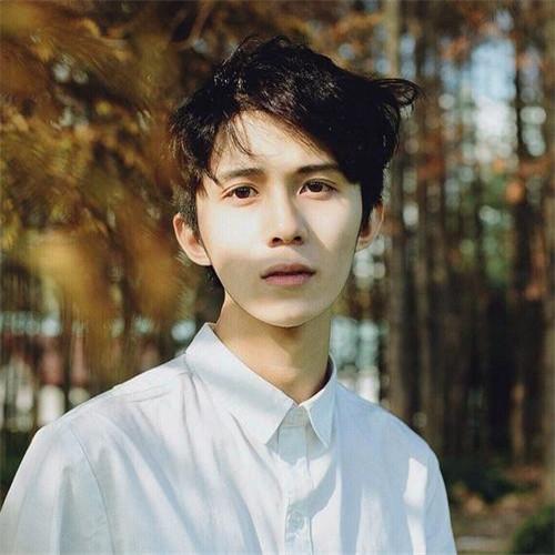 2023年最新丧版男头像