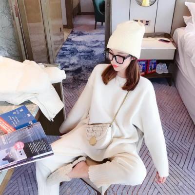 全身照头像女高清图片32张