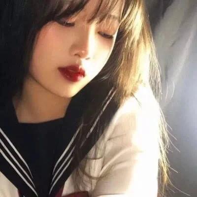 唯美温柔干净高级氛围感女头图片32张