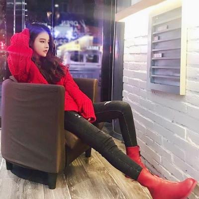 全身照头像女高清图片32张