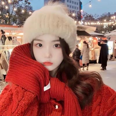 漂亮的美女穿红衣服的头像