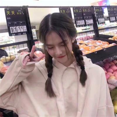 清纯自然的女孩头像，感受青春的美好年华