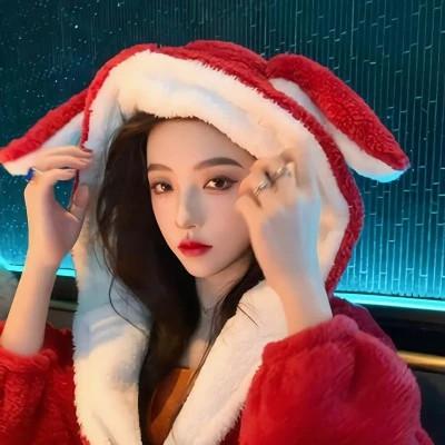 漂亮的美女穿红衣服的头像