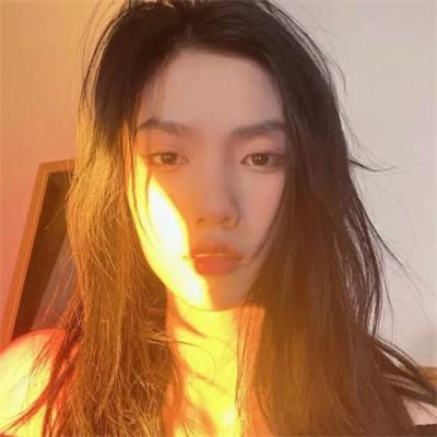 唯美温柔干净高级氛围感女头图片32张