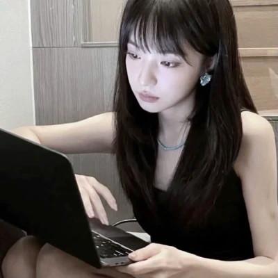 2023年最火爆的女孩头像