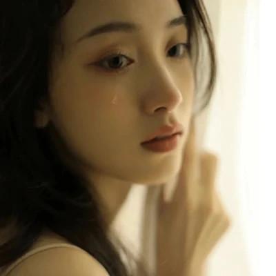 冷艳风头像女生高清图片32张
