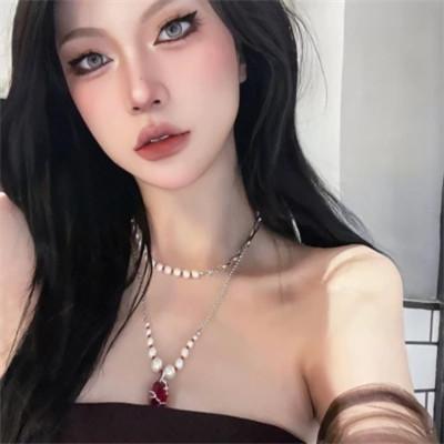 好看又成熟的头像女生46张
