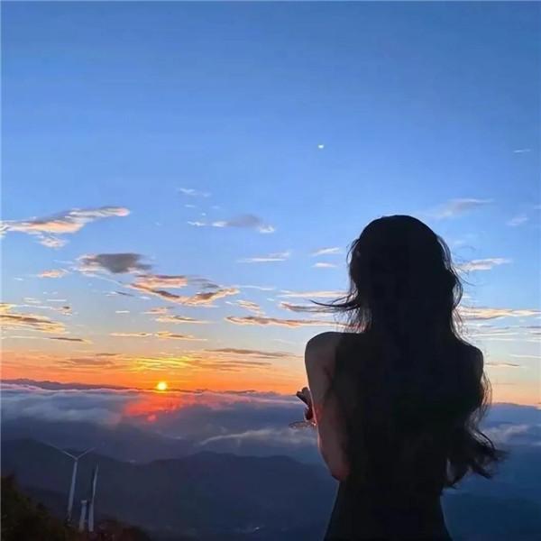 唯美女生高级不露脸背影头像图片