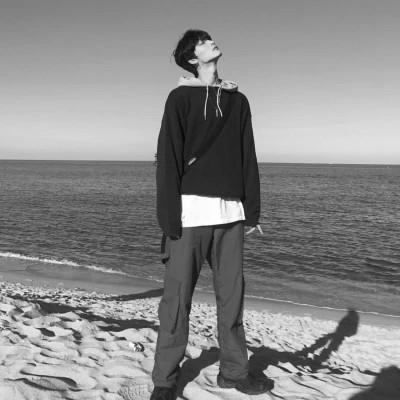 61张高级黑白男生头像